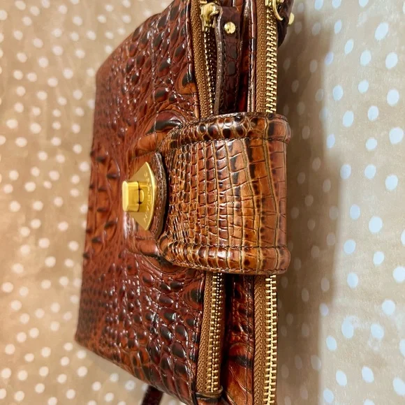 Brahmin Mojito Pecan brown Crocodile Embossed Crossbody Bag Gold hardware NWOT - Picture 5 of 7